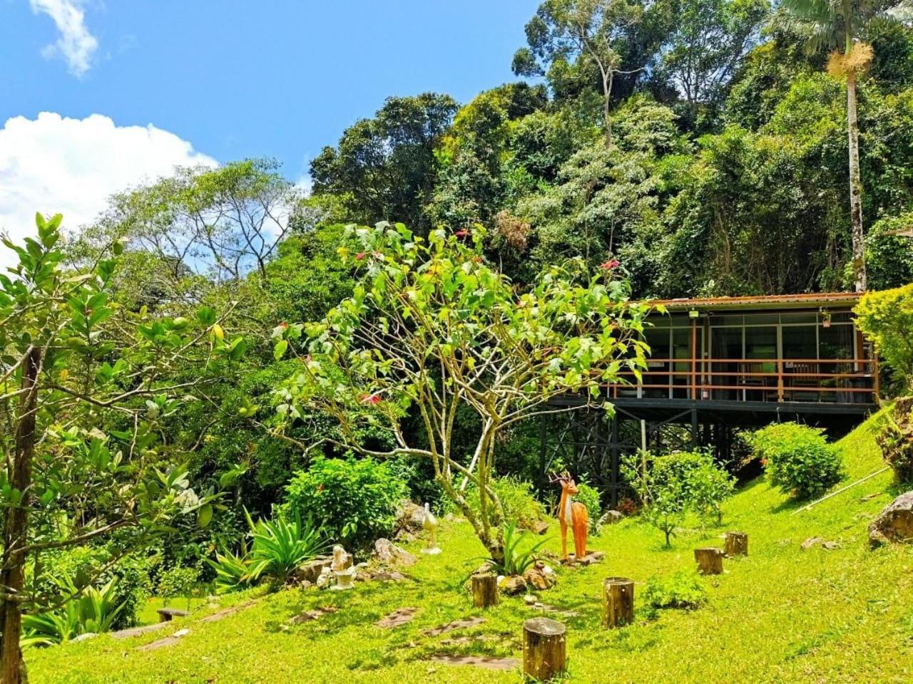 J Residence Kampong Kundassan Buitenkant foto